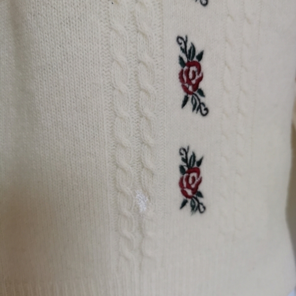 Vintage 80's cream lambswool sweater rose embroidery - Picture 10 of 11